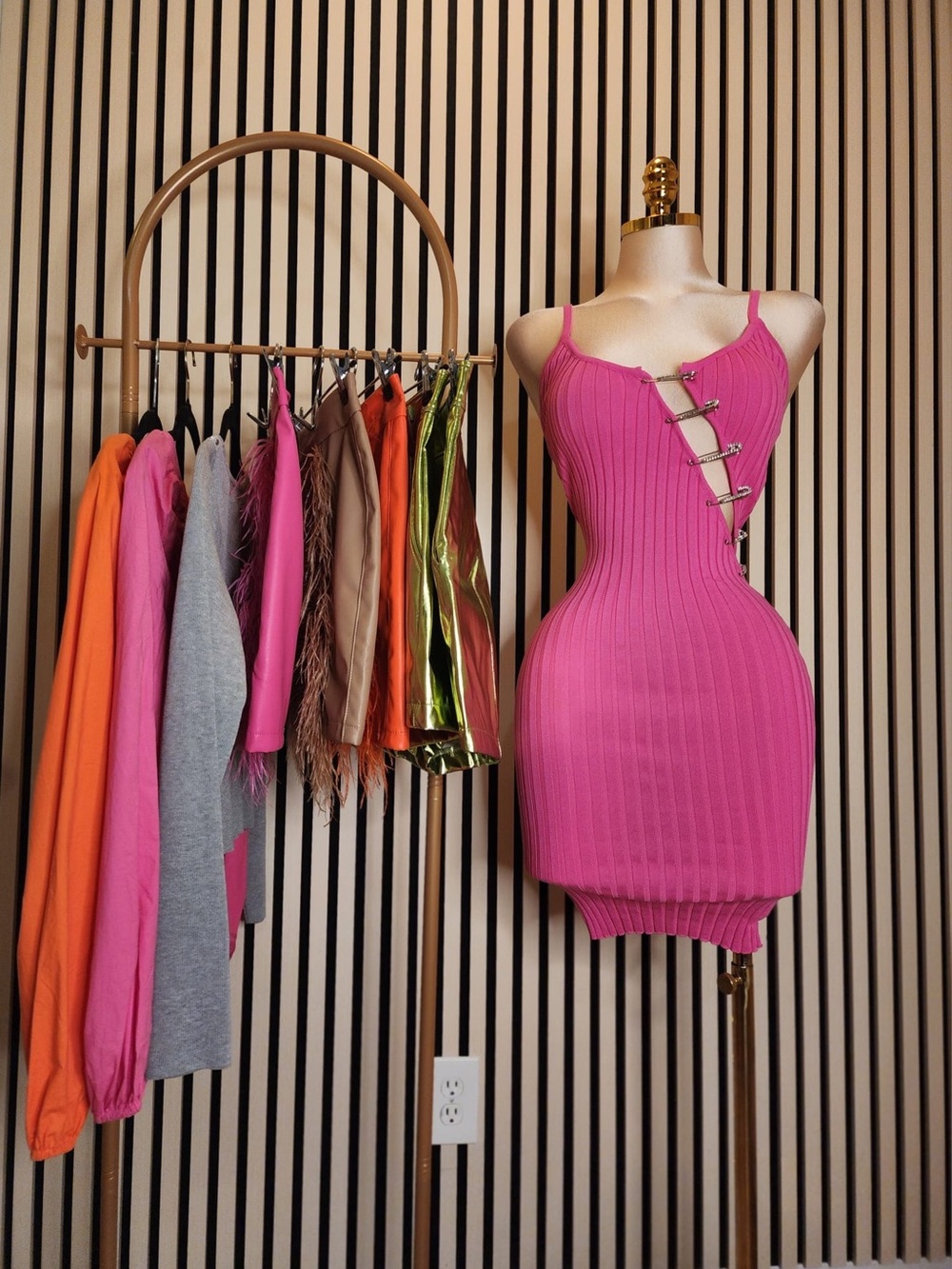 ✨ NEW Hot Pink Ribbed Bodycon Dress